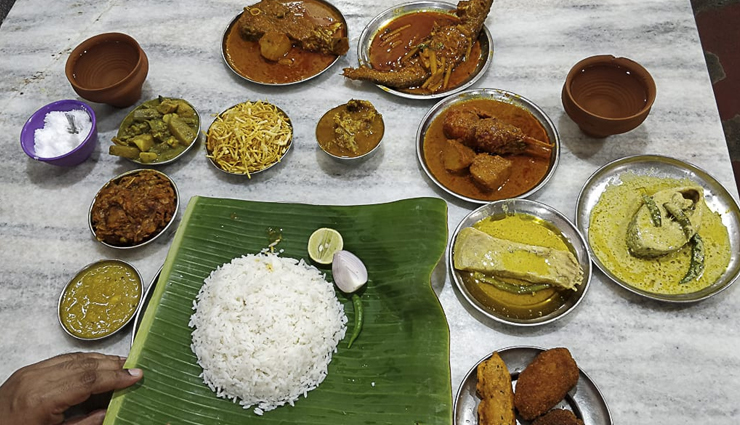 kolkata,things to do in kolkata,historical places in kolkata,art and culture,handloom and handicraft,food and cuisine of kolkata,tram cars in kolkata