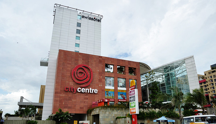 kolkata airport,shopping malls near kolkata airport,places to visit in kolkaya,malls to visit in kolkata