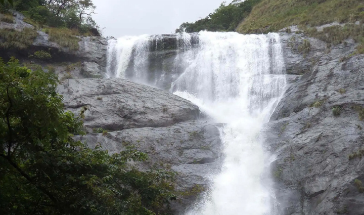 amazing tourist attraction to viist in kollam,holidays,travel