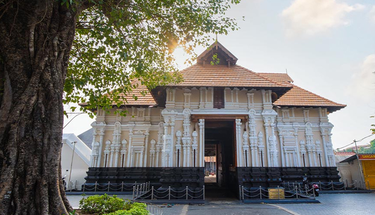 temples in thrissur kerala,must-visit temples in thrissur,famous temples in thrissur,thrissur temple tour,ancient temples in kerala,spiritual places in thrissur,top temples in thrissur,cultural temples in thrissur,pilgrimage sites in thrissur,historic temples in kerala