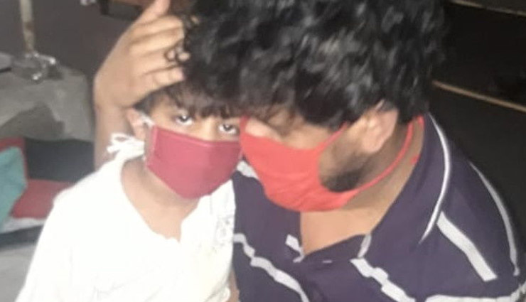 राजस्थान / कोटा में आइसोलेशन वार्ड से डिस्चार्ज हुआ पिता, पॉजिटिव 5 साल के बेटे ने दी विदाई 