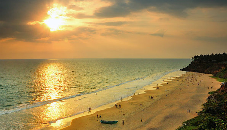 kerala tourism,places to visit in kerala,kerala tourist destinations,best places in kerala,kerala in march,kerala backwaters,munnar,wayanad,kumarakom,kovalam beach,thekkady,varkala,kerala houseboats