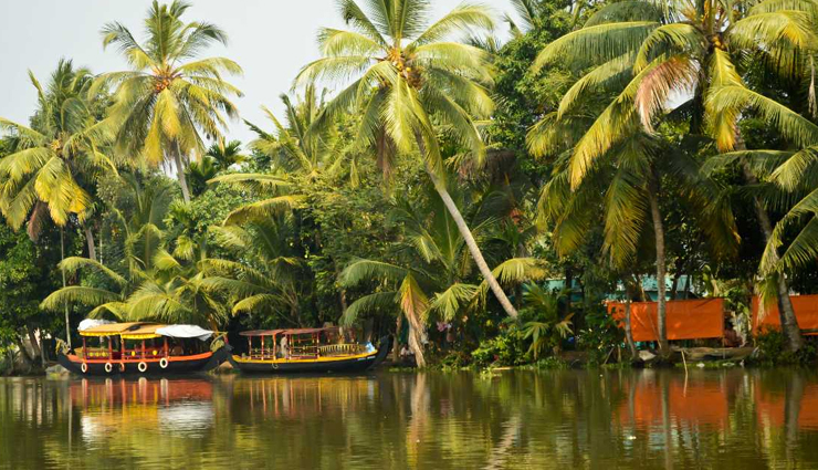 alleppey backwaters: venice of the east,kumarakom backwaters: natures paradise,kollam backwater cruise: a serene experience,vembanad lake: largest backwater in kerala,backwater houseboats: luxury on keralas waters,kuttanad backwaters: keralas rice bowl,ashtamudi lake: quaint backwater destination,backwater homestays in kerala: authentic experiences,bird watching in kerala backwaters,fishing villages along kerala backwaters