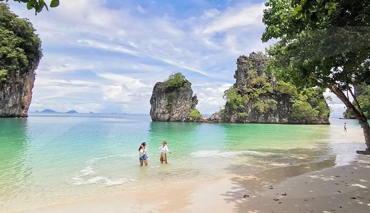 krabi,beaches in krabi,bamboo island,railay beach,ao nang beach,hong island