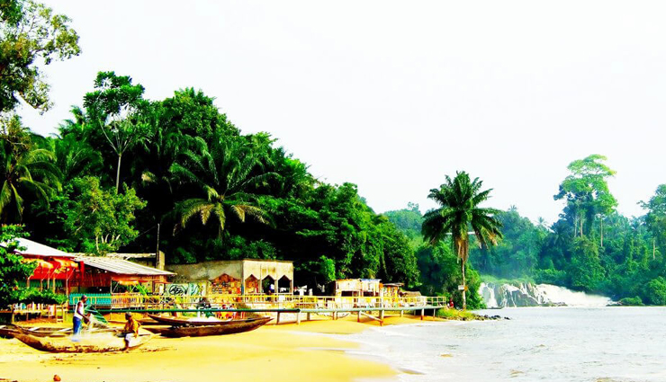 cameroon,must-see places,beauty,diversity,travel destinations,tourism,attractions,natural wonders,cultural sites,historical landmarks,wildlife,adventure,scenic beauty,top destinations,explore cameroon,african travel