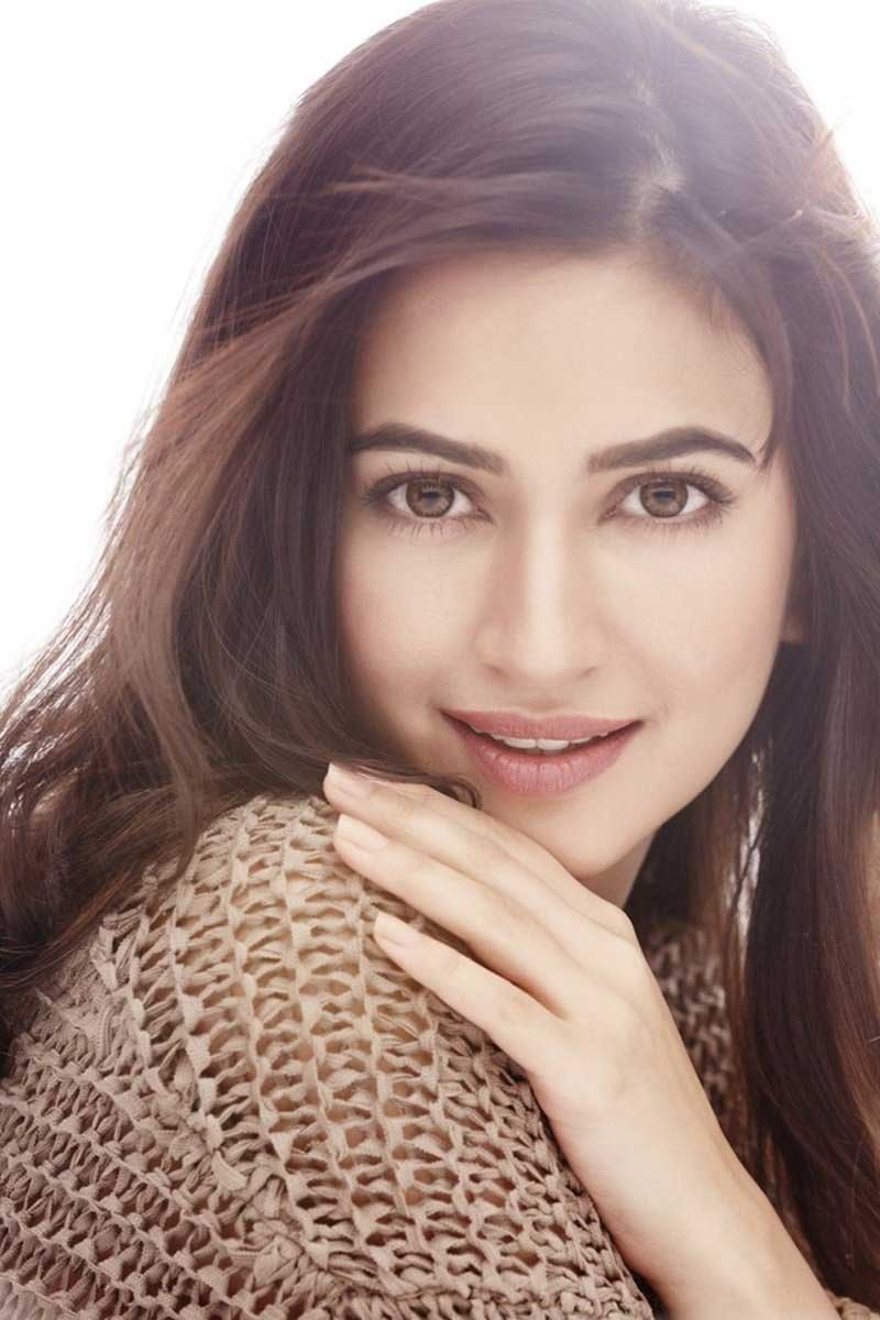 yamla pagla deewana,kriti kharbanda,boby deol,sunny deol,dharmendra,bollywood,bollywood news,hindi news,bollywood gossips