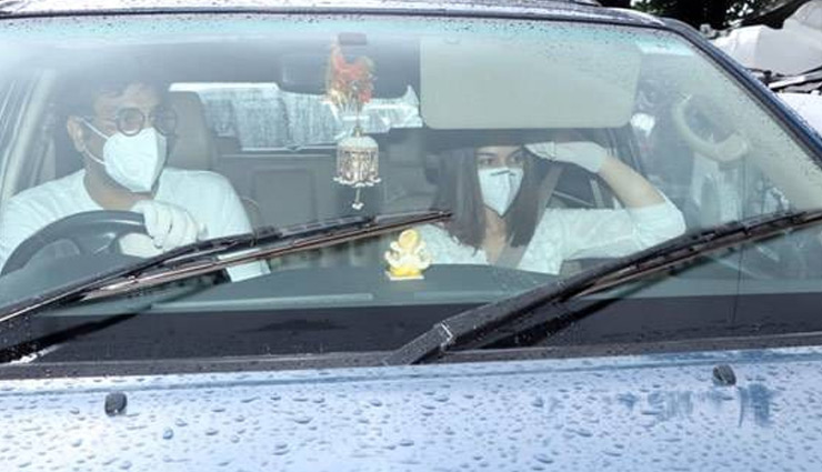 sushant singh rajput,sushant singh last rites,kriti sanon,shraddha kapoor,bolywood news