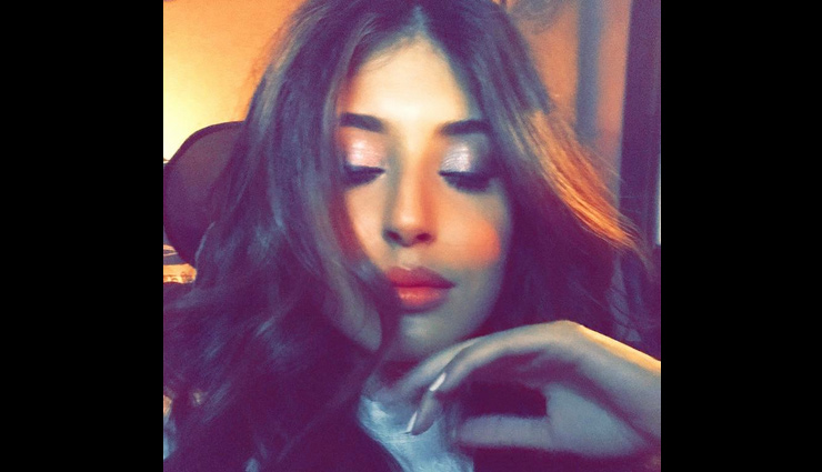 kritika kamra,kritika kamra latest pics