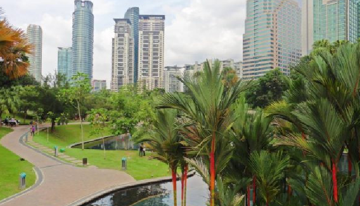 budget-friendly activities malaysia,free things to do in malaysia,affordable malaysia attractions,explore kuala lumpur for free,free attractions in langkawi,batu caves free entry,trekking in malaysia,malaysia colonial history,klcc fountains spectacle,free cultural performances malaysia,pewter crafting experience malaysia,free urban exploration kuala lumpur,langkawi free attractions,batu caves thaipusam festival,malaysia outdoor adventures,railway museum kuala lumpur,free entertainment in malaysia,langkawi beach escapades,free cultural experiences malaysia,royal selangor visitor center tour