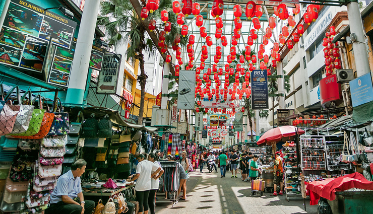 kuala lumpur,places to visit in kuala lumpur,tourist attractions in kuala lumpur,petronas twin towers,klcc park,kuala lumpur bird park,petaling street,merdeka square,sunway lagoon theme park,kuala lumpur tower