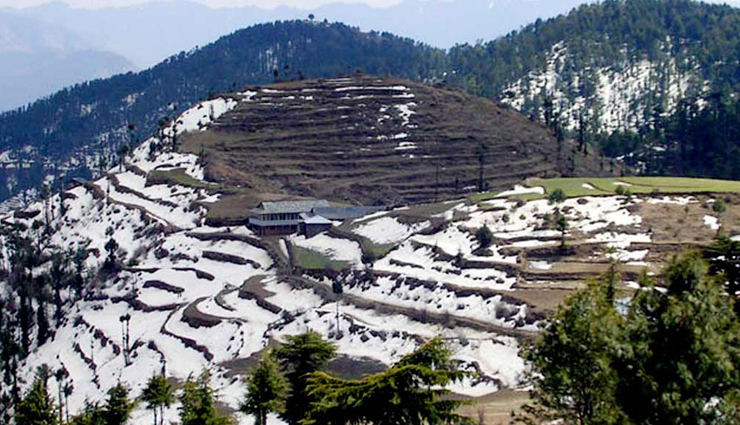 travel alone,places to travel alone,best places to visit alone,alone travel,travel guide,travel tips