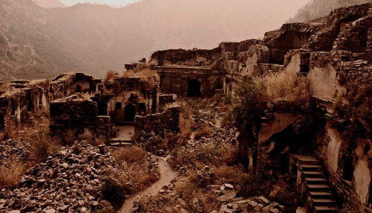 mystery behind shapit village of rajasthan
