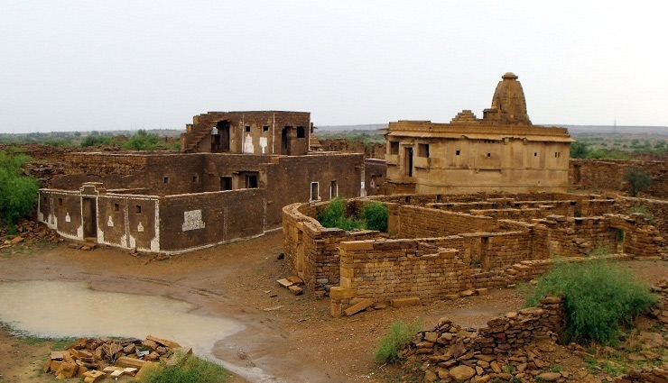 jaisalmer tourist attractions,top places to visit in jaisalmer,best things to do in jaisalmer,major tourist spots in jaisalmer,khuri sand dunes jaisalmer,lodurva jain temples,khaba fort jaisalmer,haunted village kuldhara,mehrangarh fort near jaisalmer,desert national park rajasthan,sam sand dunes jaisalmer,jaisalmer desert festival,jaswant thada near jaisalmer,jaisalmer sightseeing,jaisalmer desert adventure