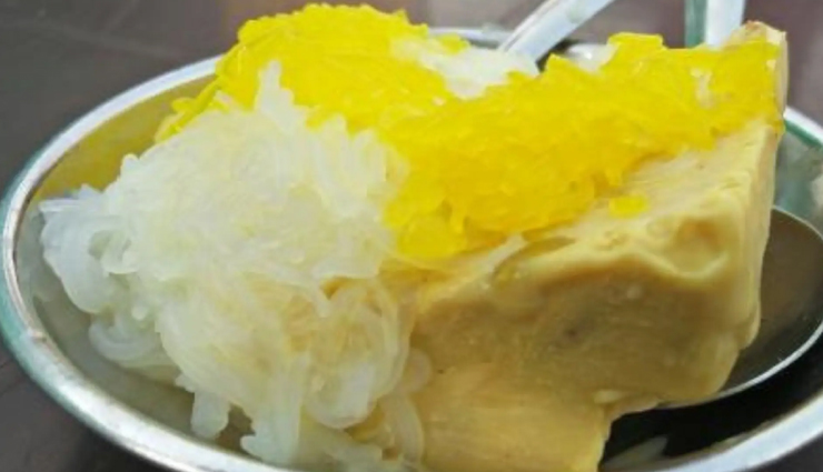 lucknow best food,culinary delights of lucknow,taste the flavors of lucknow,famous dishes of lucknow,authentic lucknow cuisine,must-try food in lucknow,lucknow gastronomic delights,traditional food of lucknow,popular food joints in lucknow,lucknow food guide