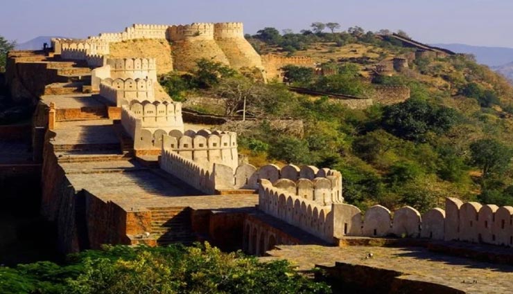 भारत की इस दिवार से जुड़ी हैं रहस्यमयी कहानी, देनी पड़ी थी इंसान की बली 