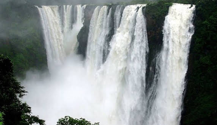 waterfalls,waterfalls in india,top 5 waterfalls in india,famous waterfalls in india,list of waterfalls in india with river,highest waterfall in india,city of waterfalls in india,top 10 waterfalls in india,travel,holidays
