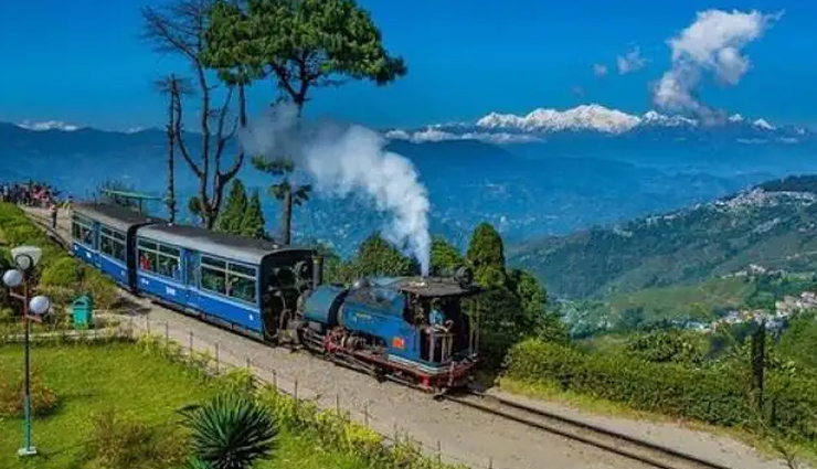 best places to visit in darjeeling,tourism,travel,holidays