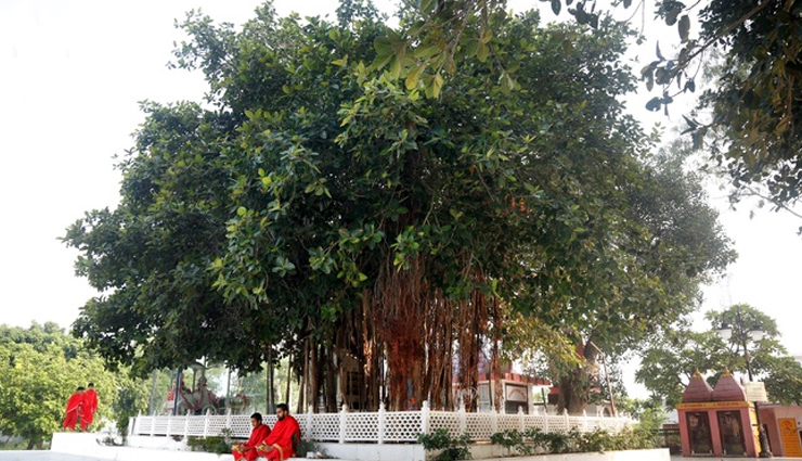 kurukshetra,tourist attraction in kurukshetra,krishna museum,brahma sarovar,kalpana chawla memorial planetarium,jyotisar,bhishma kund