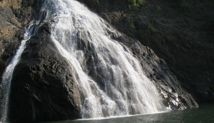 goa waterfalls,kuskem waterfall,netravali waterfall,kesarval waterfalls,bamanbudo waterfall,hivrem waterfalls,monsoon goa,adventure in goa,goa trekking,goa nature trails