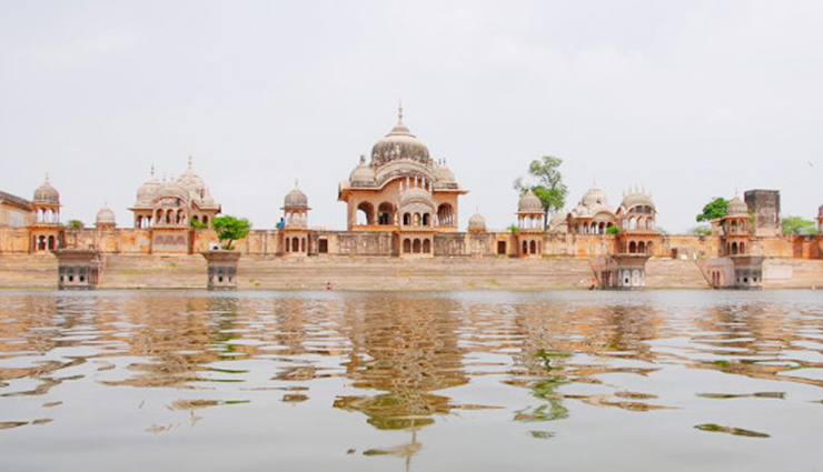 mathura attractions,mathura tourism,religious sites mathura,govardhan hill mathura,vishram ghat boat ride,kansa qila mathura,holy water mathura,kusum sarovar mathura,mathura museums,mathura shopping,mathura markets,mathura heritage sites,mathura historical landmarks,mathura cultural experiences,mathura sightseeing,mathura travel guide,mathura temples,mathura monuments,mathura landmarks,mathura boat ride