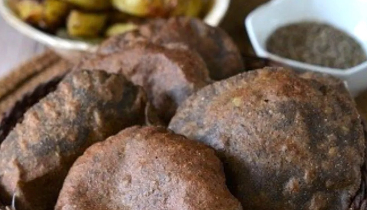 kuttu ki poori,navratri recipe,navratri 2020,kuttu ki poori recipe,kuttu ka atta,easy vrat recipes,fasting recipes,hunger struck,food