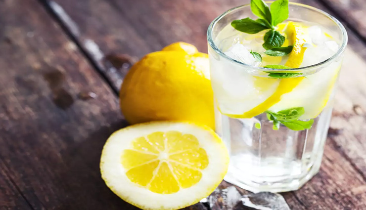 lemon water,detoxifying the body,strengthens immune system,maintains ph balance,reduces respiratory diseases,aids digestion,lemon water,health benefits of lemon water,Health tips,fitness tips