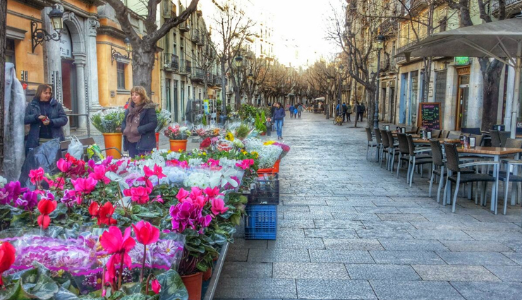 girona,places to explore in girona,girona tourism,tourist places in girona,trave,travel guide,travel tips,holidays