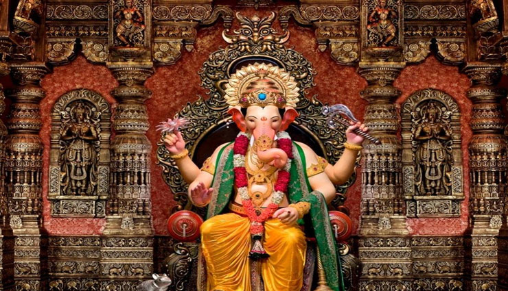 Ganesh Chaturthi 2018 : 'लालबाग चा राजा' 2017 गणेशोत्सव Day 5 आरती, वीडियो