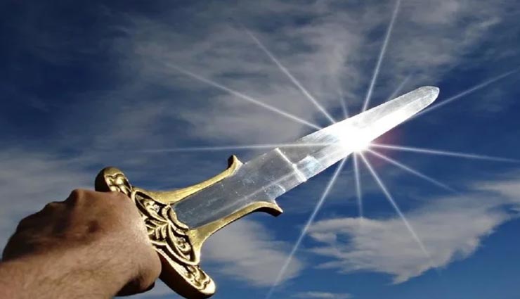 पूर्वोत्तर का 'शिवाजी' लचित बोरफुकन, सैनिकों में जोश के लिए काट डाला अपने मामा का सिर weird news,weird information,the hero of saraighat battle,lachit borphukan