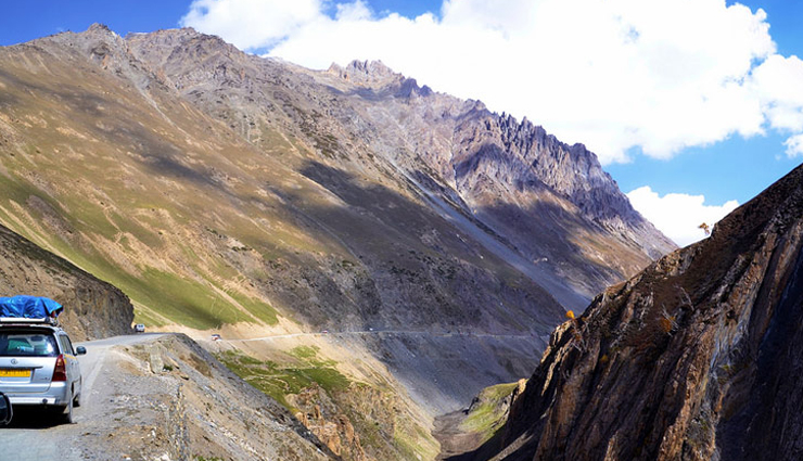 mountain passes of ladakh,ladakh,places to visit in ladakh,umling la,marsimik la,photi la,kaksang la,chang la,khardung la,taglang la,lungalacha la