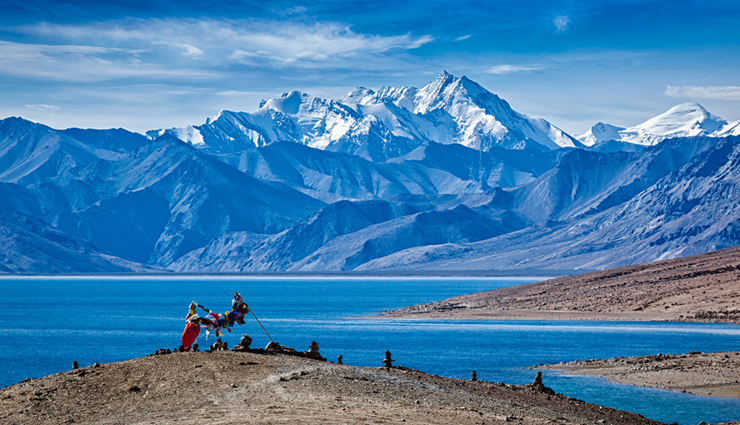 ladakh,lakes to visit in ladakh,pangong tso,tso moriri,tso kar,startspauk,chandra tal,suraj tal