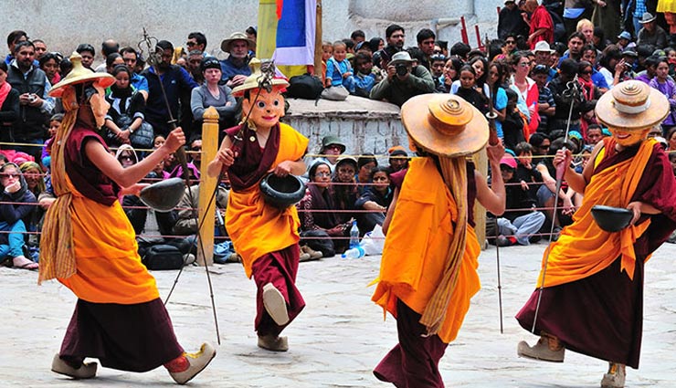 travel,india,festivals to enjoy in india,indian festivals,special festivals,ladakh festival,ladakh festival,prithvi theatre festival,khajuraho dance festival,nehru trophy boat race