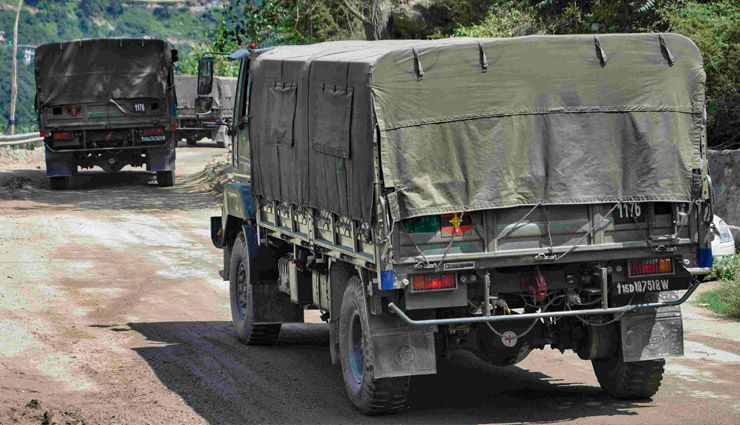 लद्दाख में बड़ा हादसा, 26 जवानों को ले जा रहा सेना का वाहन नदी में गिरा, 7 की मौत