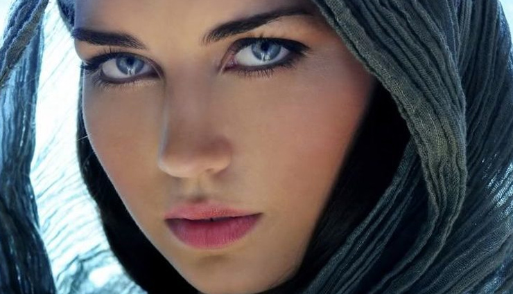 samudrik shastra,bhagyashali ladkiyan,bhagyashali ladkiyon ke lakshan,lucky girl name,lucky girls,lucky girls signs,lucky girl for husband