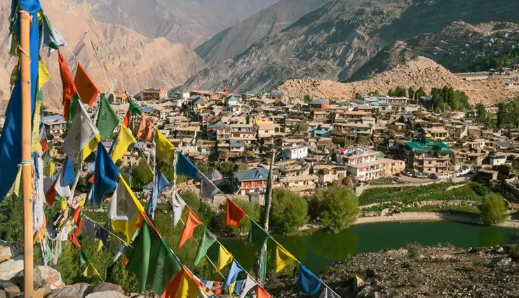 himachal pradesh tourist destinations,best places to visit in himachal pradesh,top tourist spots in himachal pradesh,explore himachal pradesh: must-visit places,himachal pradesh travel attractions,tourist hotspots in himachal pradesh,unmissable places to see in himachal pradesh,himachal pradesh tourism highlights,scenic getaways in himachal pradesh,himachal pradesh vacation destinations,himalayan wonders: tourist places in himachal pradesh,cultural and natural marvels of himachal pradesh,tourist circuit of himachal pradesh,himachal pradesh sightseeing guide,exploring beauty: tourist landmarks in himachal pradesh