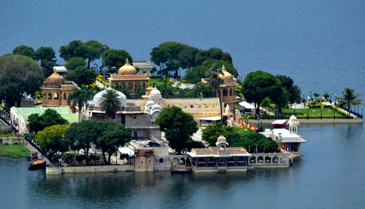 places to be visited in india,places to be visited in rajasthan,7 must visit places in udaipur,places to be visited in udaipur,lakes to be visited in udaipur,destinations in udaipur