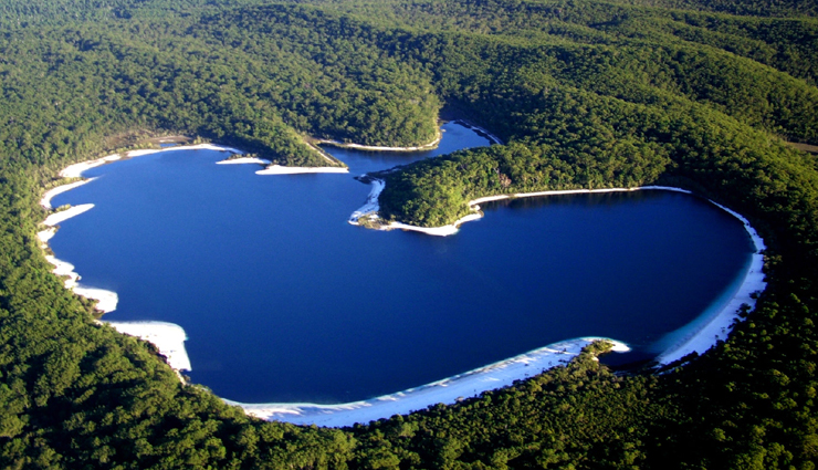 must-visit lakes in australia,famous lakes to see in australia,top australian lakes for tourists,scenic lakes to visit in australia,best lakes in australia for sightseeing,natural wonders lakes in australia to explore,australian lakes you can not miss,stunning lakes in australia to visit,australia iconic lakes to see,unforgettable lakes to experience in australia