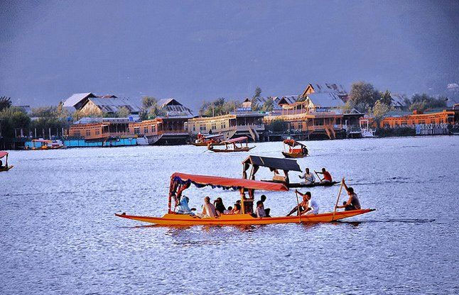 beautiful lakes of india,lakes in india,india,travel,holidays ,पिछोला झील, वेम्बनाड झील, डल झील, लोकतल झील