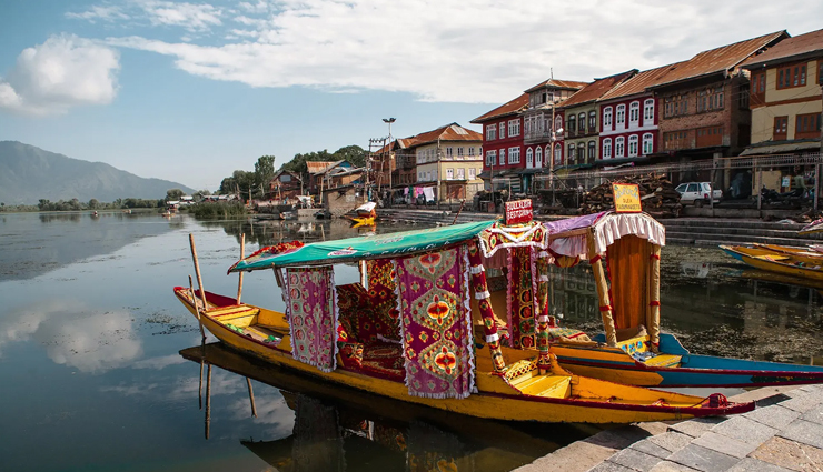 lakes to visit in india,india,lakes,beautiful lakes