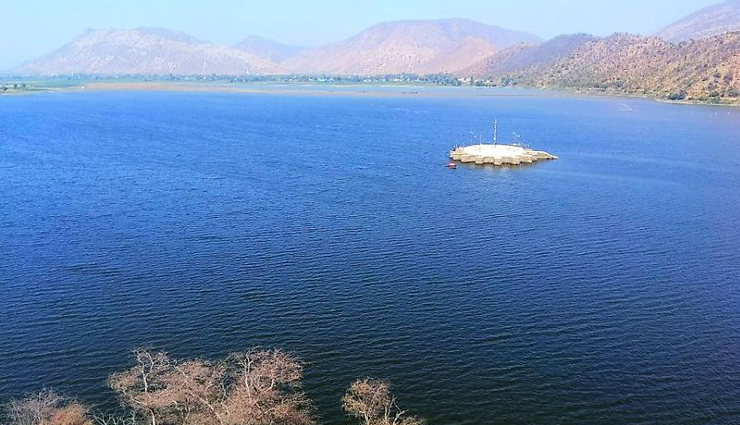 lakes to visit in india,india,lakes,beautiful lakes