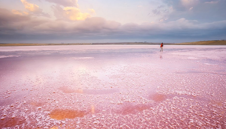 beautiful lakes in baku,baku lakes to visit,top lakes in baku,baku travel guide,scenic lakes in baku,must-visit lakes baku,lakes near baku,baku nature spots,baku tourist attractions,visit baku lakes,baku natural beauty,peaceful lakes baku,exploring lakes in baku,best lakes to visit in baku,lakes in azerbaijan