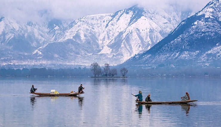 6 Most Famous and Beautiful Lakes To Visit in India