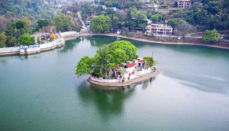famous lakes in india,beautiful lakes to visit,india most famous lakes,scenic indian lakes,top lakes for tourism in india,must-visit indian lakes,iconic lakes in india,indian lakes travel guide,picturesque lakes of india,best lakes for sightseeing in india