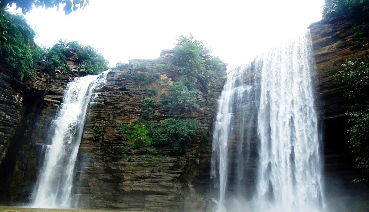 waterfalls in uttar pradesh,uttar pradesh