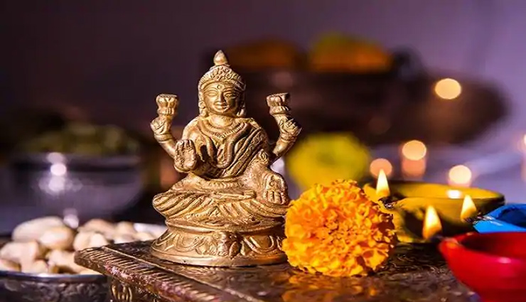 Diwali 2020: दीपावली पर न खरीदें लक्ष्मी-गणेश की ऐसी मूर्ति, सुख-संपत्ति में आ सकती है कमी murti,diwali 2020,diwali celebration,ganesh murti,lakshmi murti,deepawali,astrology