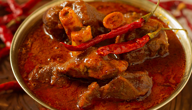 rajasthan cuisine favorites,popular dishes of rajasthan,traditional rajasthani food,famous rajasthani recipes,rajasthani culinary delights,must-try dishes in rajasthan,authentic rajasthani cuisine,rajasthani street food specialties,royal rajasthani delicacies,flavors of rajasthan cuisine