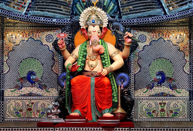 lalbaughcha raja,looks of lalbaughcha raja