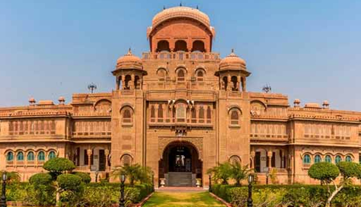 royal places in bikaner,bikaner tourist attractions,best royal places in bikaner,historical sites in bikaner,must-visit places in bikaner,famous palaces in bikaner,junagarh fort bikaner,lalgarh palace bikaner,gajner palace bikaner,karni mata temple,bhandasar jain temple,heritage sites in bikaner,cultural landmarks in bikaner,bikaner travel guide,things to do in bikaner,hidden gems in bikaner,bikaner sightseeing places,architectural marvels in bikaner,rajasthan royal destinations,top historical places in bikaner