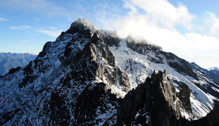 parque nacional archipelago los roques,isla margarita,parque nacional canaima,los medanos de coro,sierra nevada de mérida and pico bolivar,venezuela,beautiful landscapes to see in venezuela,landscapes