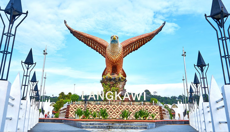 budget-friendly activities malaysia,free things to do in malaysia,affordable malaysia attractions,explore kuala lumpur for free,free attractions in langkawi,batu caves free entry,trekking in malaysia,malaysia colonial history,klcc fountains spectacle,free cultural performances malaysia,pewter crafting experience malaysia,free urban exploration kuala lumpur,langkawi free attractions,batu caves thaipusam festival,malaysia outdoor adventures,railway museum kuala lumpur,free entertainment in malaysia,langkawi beach escapades,free cultural experiences malaysia,royal selangor visitor center tour